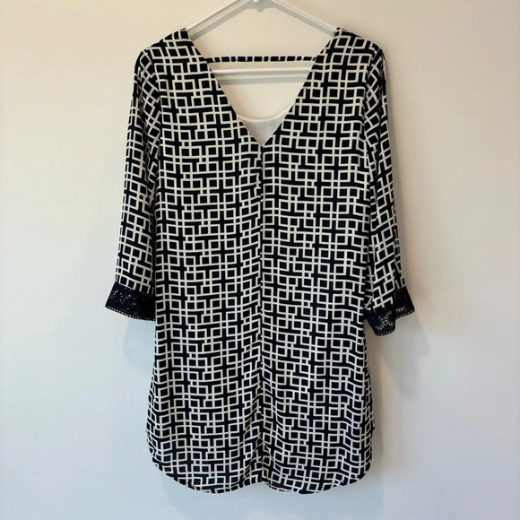 Alya Women’s Blue White Geometric Lace 3 Quarter Sleeve Mini Dress Formal Event - Picture 9 of 12